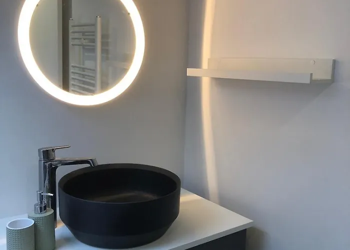 Absolute Charm 3 Bedroom 3 Bathroom With Ac Eu District Apartmán