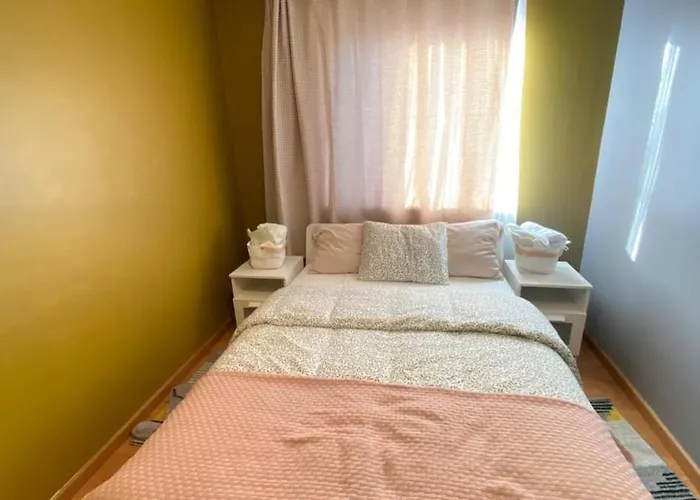 Strelitzyahouse * Bruxelles