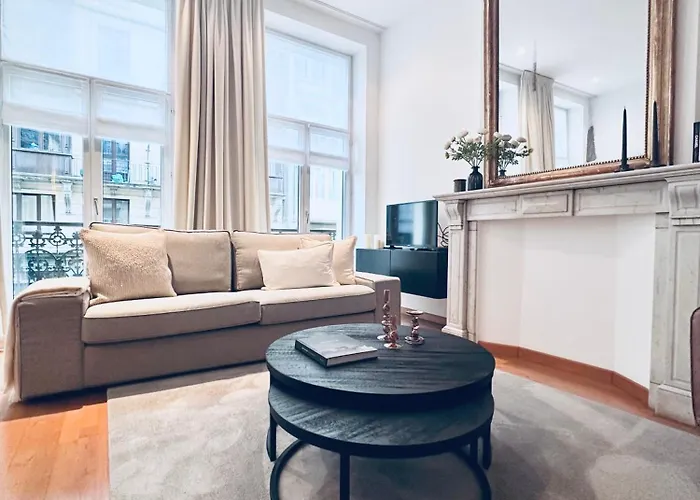 Superbe Au Coeur Du Sablon Apartment *