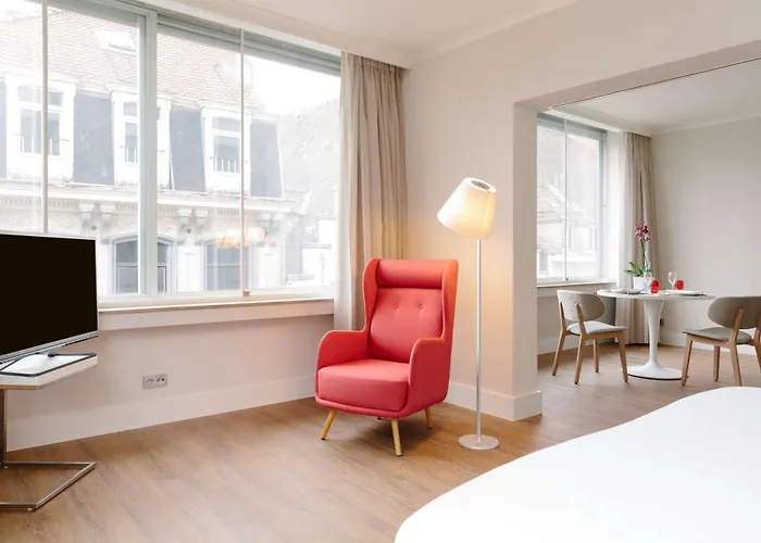 Nh Collection Centre Hotel