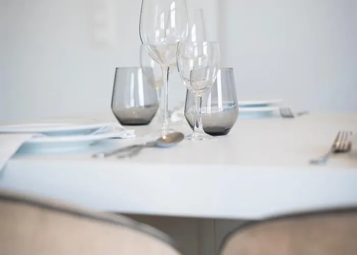 Downtown Splendor V דירה בריסל