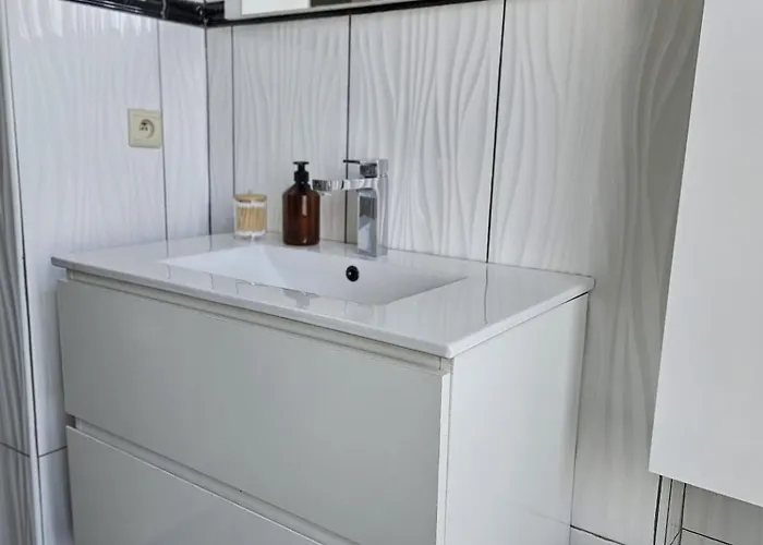 Proche Du Centre De 5 Personnes Apartment Brüssel