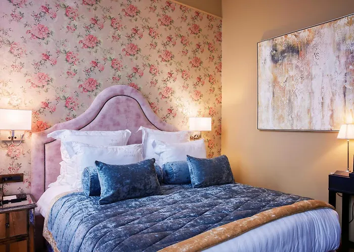 Juliana & - Centre Brussels