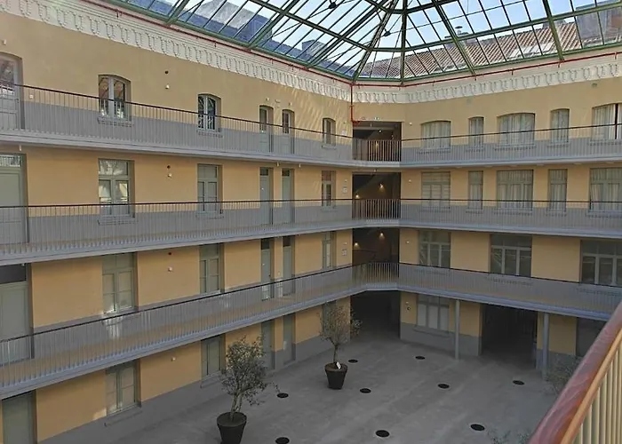 Highgarden - Warm & Cozy * بروكسل