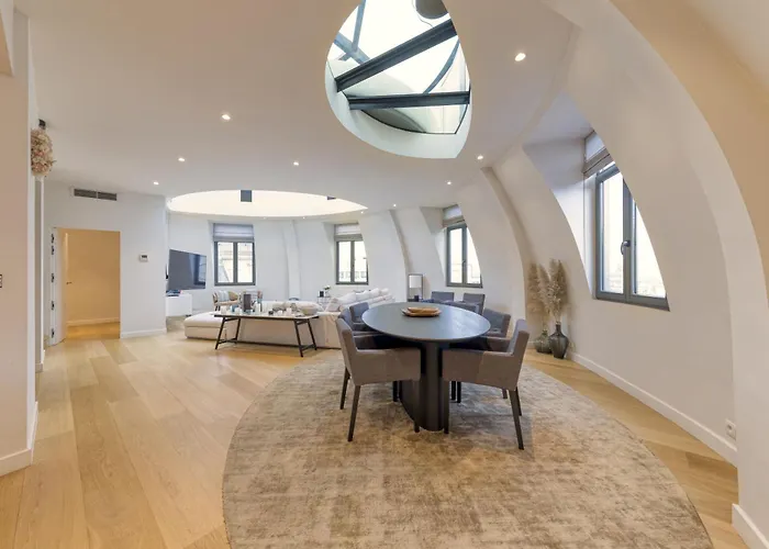 Triplex Penthouse In The Center * Brusel