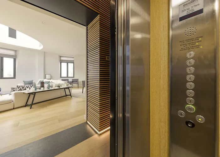 Aparthotel Triplex Penthouse In The Center Brussel