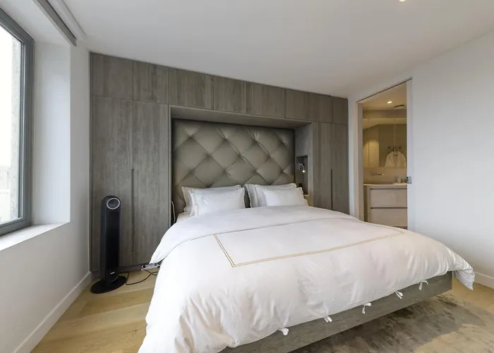 Aparthotel Triplex Penthouse In The Center Brusel