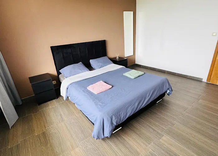 Apartment Meuble 92m2 + 2 Terrasses Brüssel