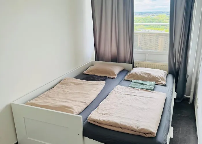 Meuble 92m2 + 2 Terrasses * Brüssel