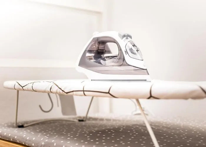 Appartement Spacious And Chic 1br - Separate Kitchen & Washer *