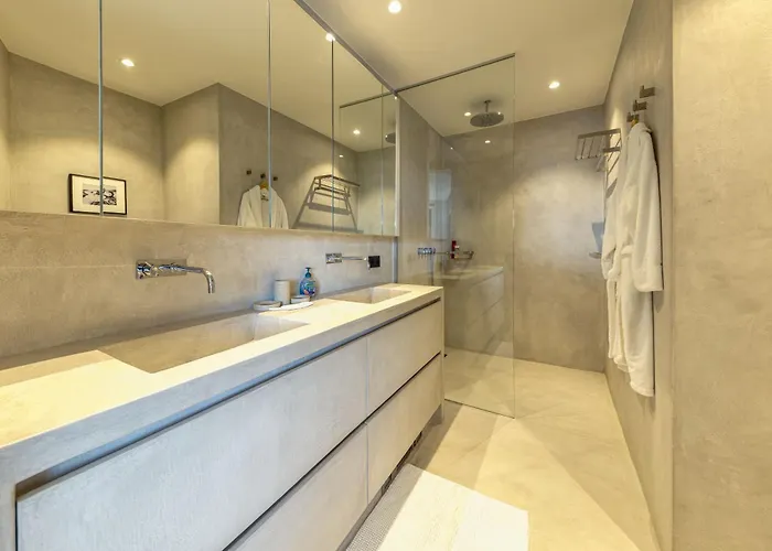 Triplex Penthouse In Centre Bruxelles