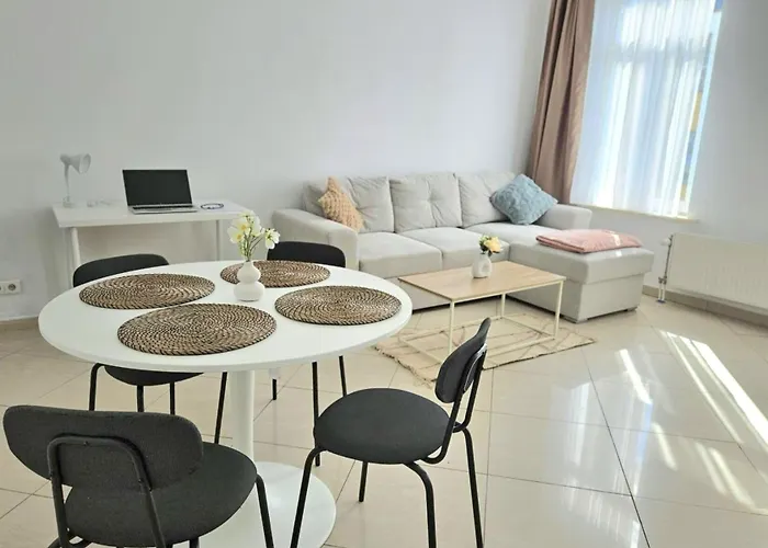 Apartment Proche Du Centre De 5 Personnes *