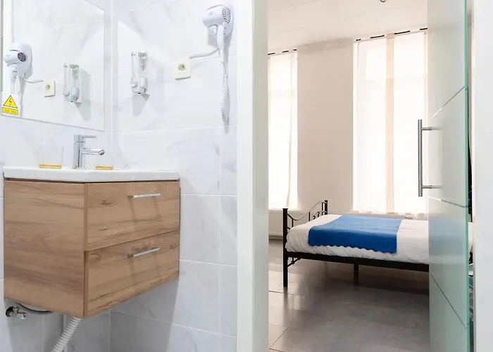 Le Grand Colombier Hotel 2*