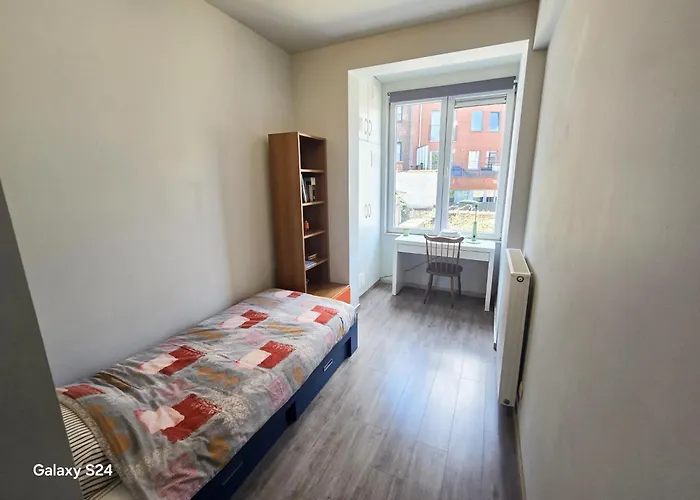Splendid 2 Bedroom In Etterbeek 布鲁塞尔