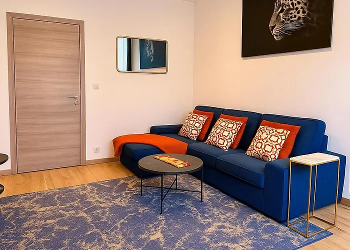 Sanctuary * בריסל