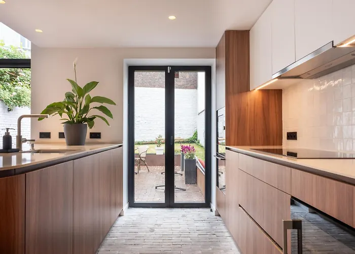 Jardin Du Beguinage - Peaceful Luxury In