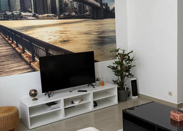 Cozy In Brussels- Schuman Area Apartment *