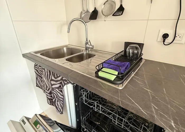 Sejour Lumineux Avec Balcon * Bruxelles