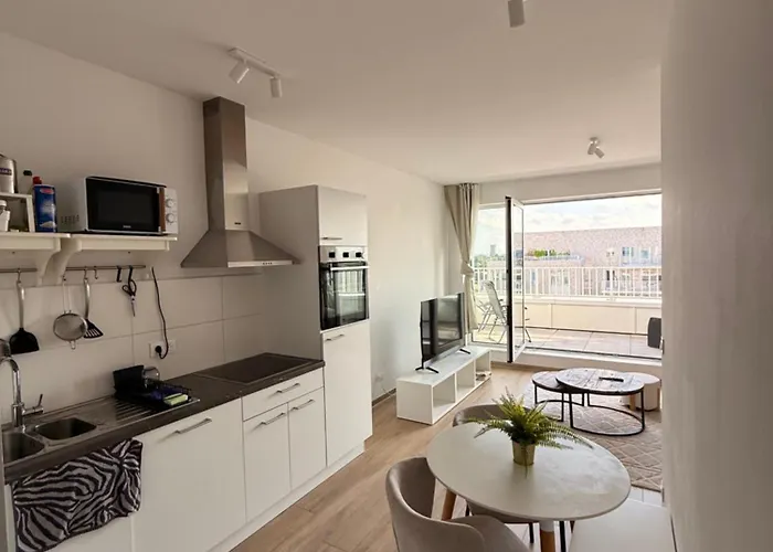 Sejour Lumineux Avec Balcon Appartamento *