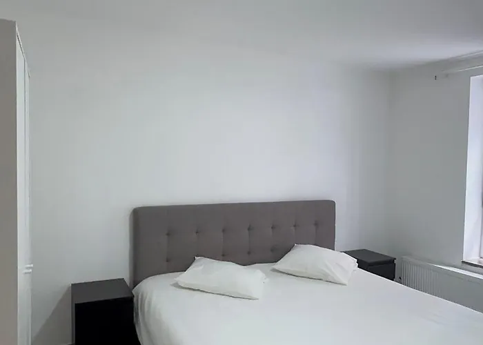 Apartmán Luxury 2br & Jacuzzi Near Expo 12 & Ing Arena *