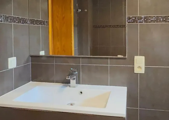 Luxury 2br & Jacuzzi Near Expo 12 & Ing Arena Brusel