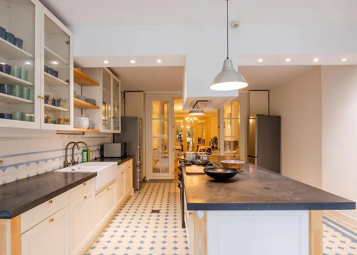 Viktoria בית הארחה בריסל