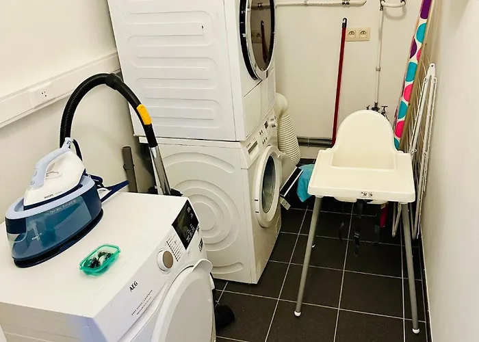 Grand Place - Prime Location 2 Bedroom