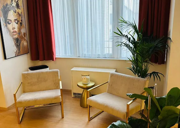 Grand Place - Prime Location 2 Bedroom Apartment Brussels