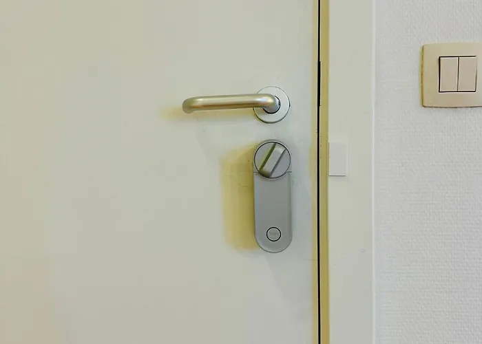 Grand Place - Prime Location 2 Bedroom Apartment *