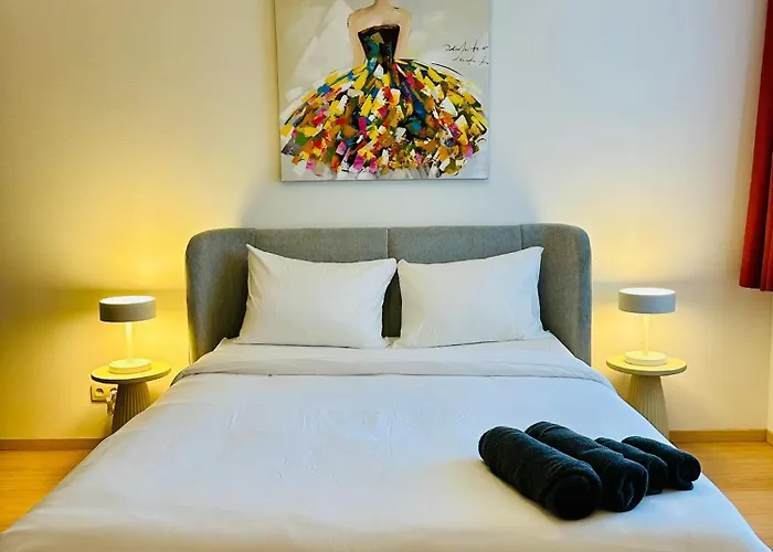 Grand Place - Prime Location 2 Bedroom *