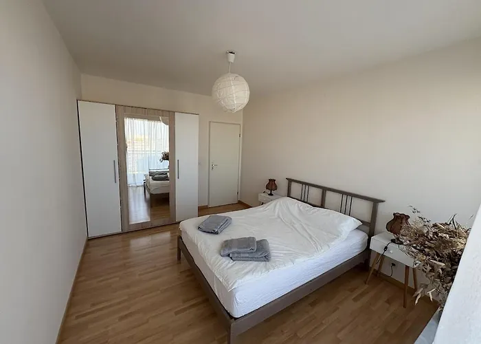 Cosy Near Zaventem Airport Lägenhet Bryssel