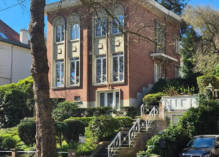 Souverain 94 * Brusel