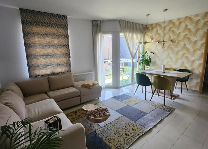 Gezellig Met Balkon *