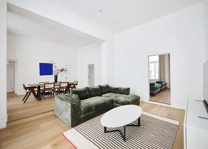 Toison D'or & Sauna Apartment *