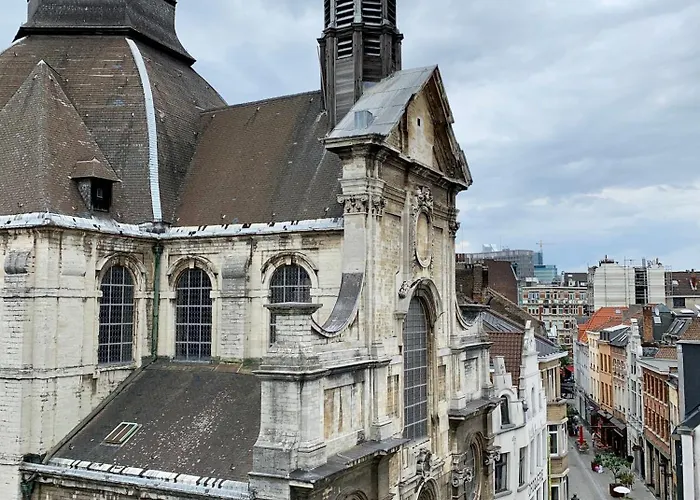 Olives לינה וארוחת בוקר 3*