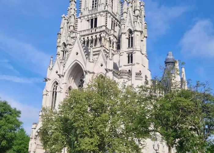 De La Grotte Apartman *