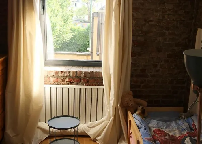 Urban Loft In West Apartment