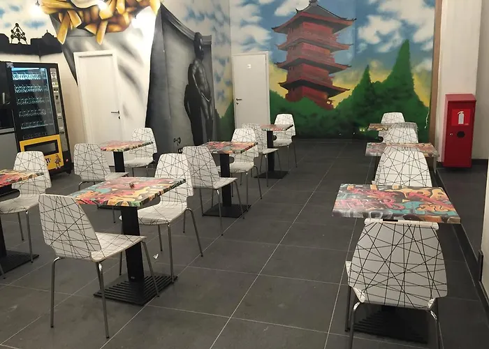 Midi Station מלון בריסל