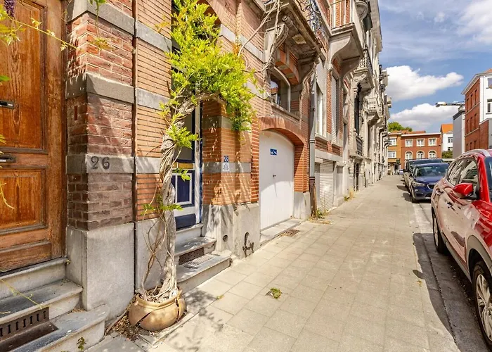 Maison Du Cinquantenaire - The Residential *