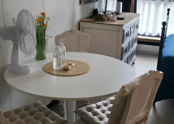 Classique Louise Apartment *