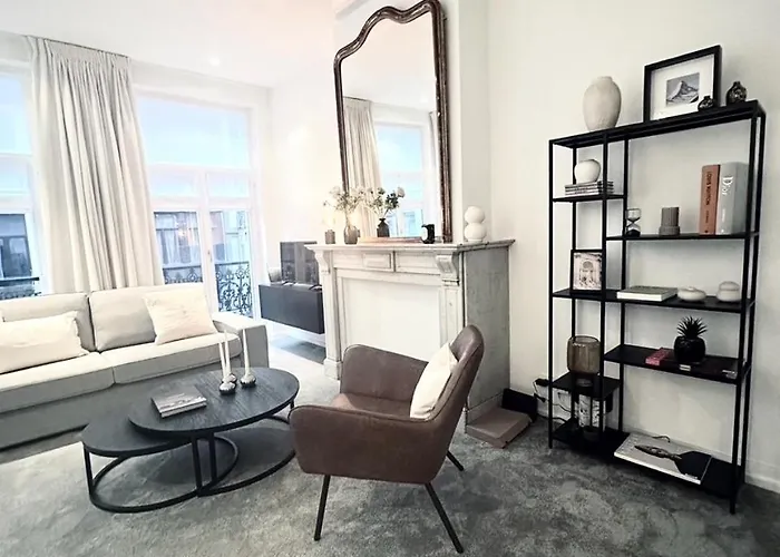 Magnificent In Sablon