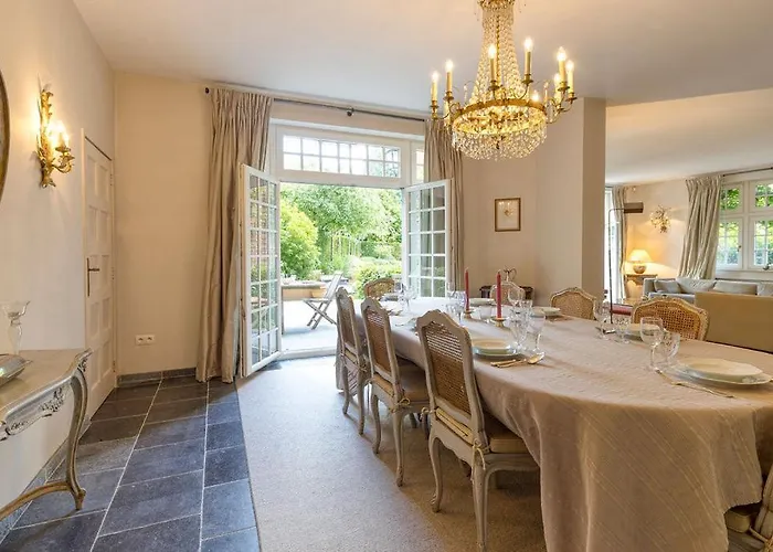 The Castle Villa Brüsszel