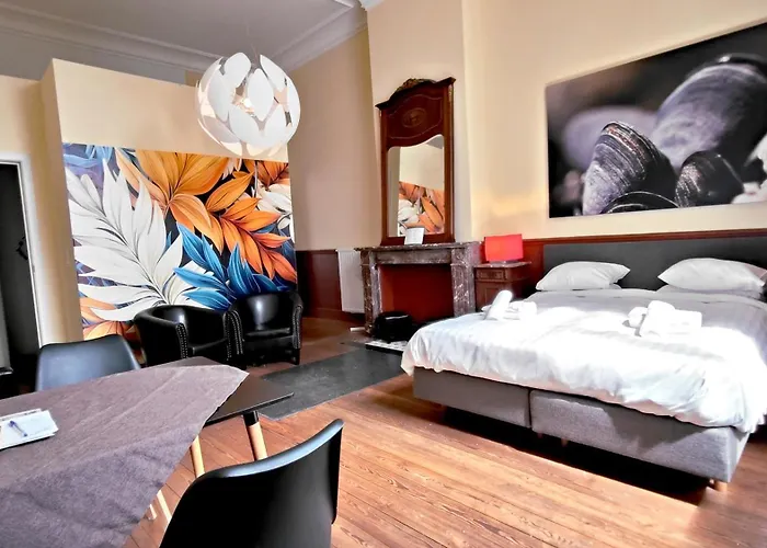 Bed & Breakfast Maison Jamaer 4*