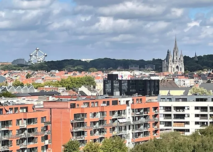 Apartment - - - - - Au Sixieme Ciel - - - - - *