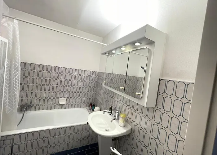 - - - - - Au Sixieme Ciel - - - - - * Bruxelas