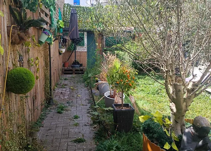 Апартаменты Jardin Ixelles