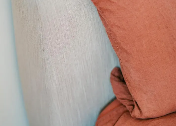 Slow Moments In Apartman *