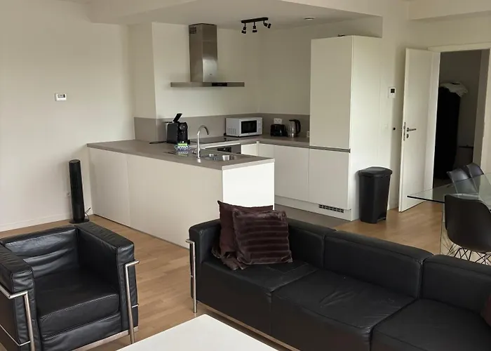 Modern Close To Everything * Bruxelas