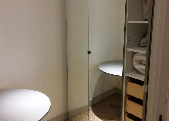 Apartment And Convenient Near Supermarkets And Public Transports *