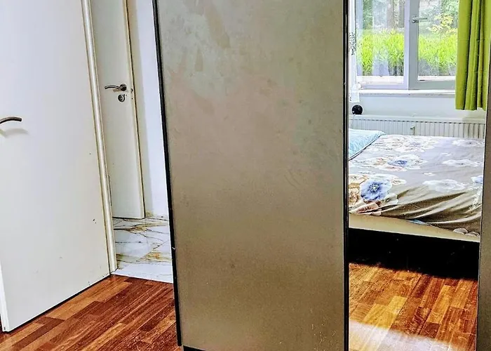 Meublee A Uccle דירה